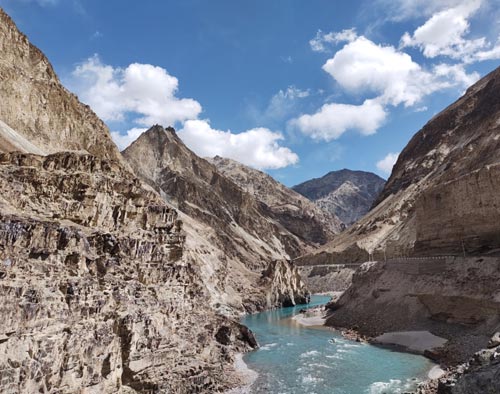 Lamayuru Darcha via Zanskar Valley Tour